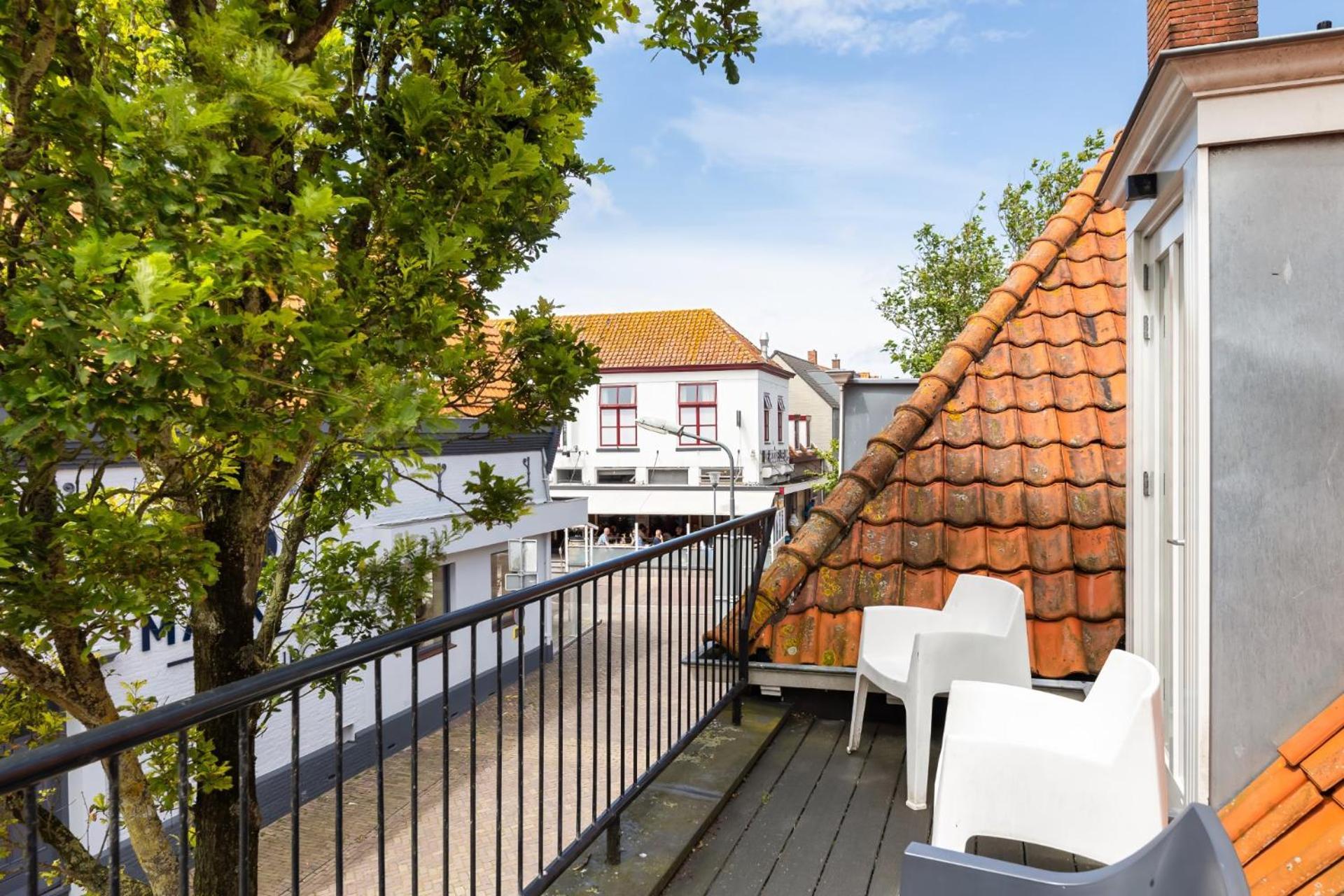 Zeayou Zeeland - Appartementen Markt 5 & 5A Domburg Bagian luar foto